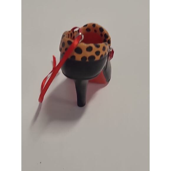 Shoe Ornament Figurine Black Leopard Red Bottom Heel 2" Resin KSA, inc. - Picture 4 of 8